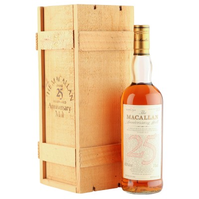 Macallan 1962 25 Year Old Anniversary Malt, UK 1988 Bottling with Box